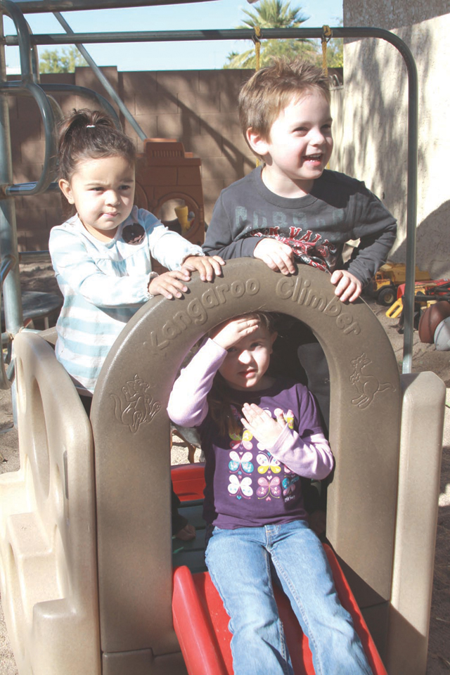 children play at Sues Daycare